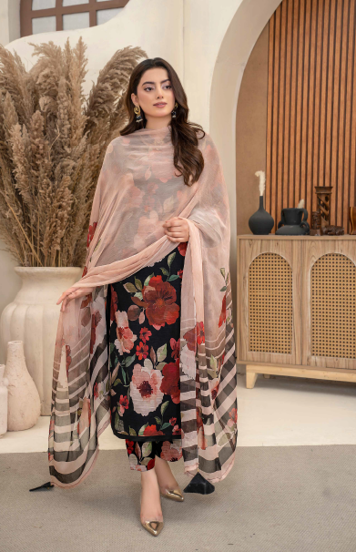 Three-Piece Digital Printed Lawn & Chiffon Suit – Modern & Trendy